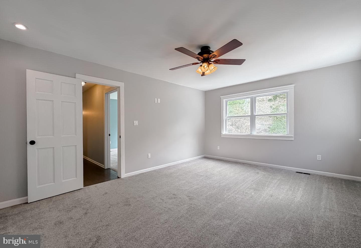 2420 Cecil Lane photo 41
