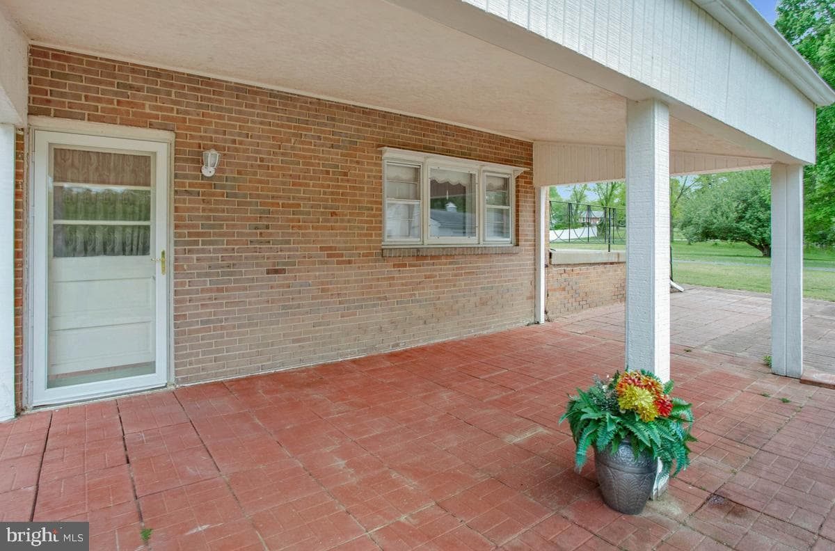 10700 Ward Road photo 31
