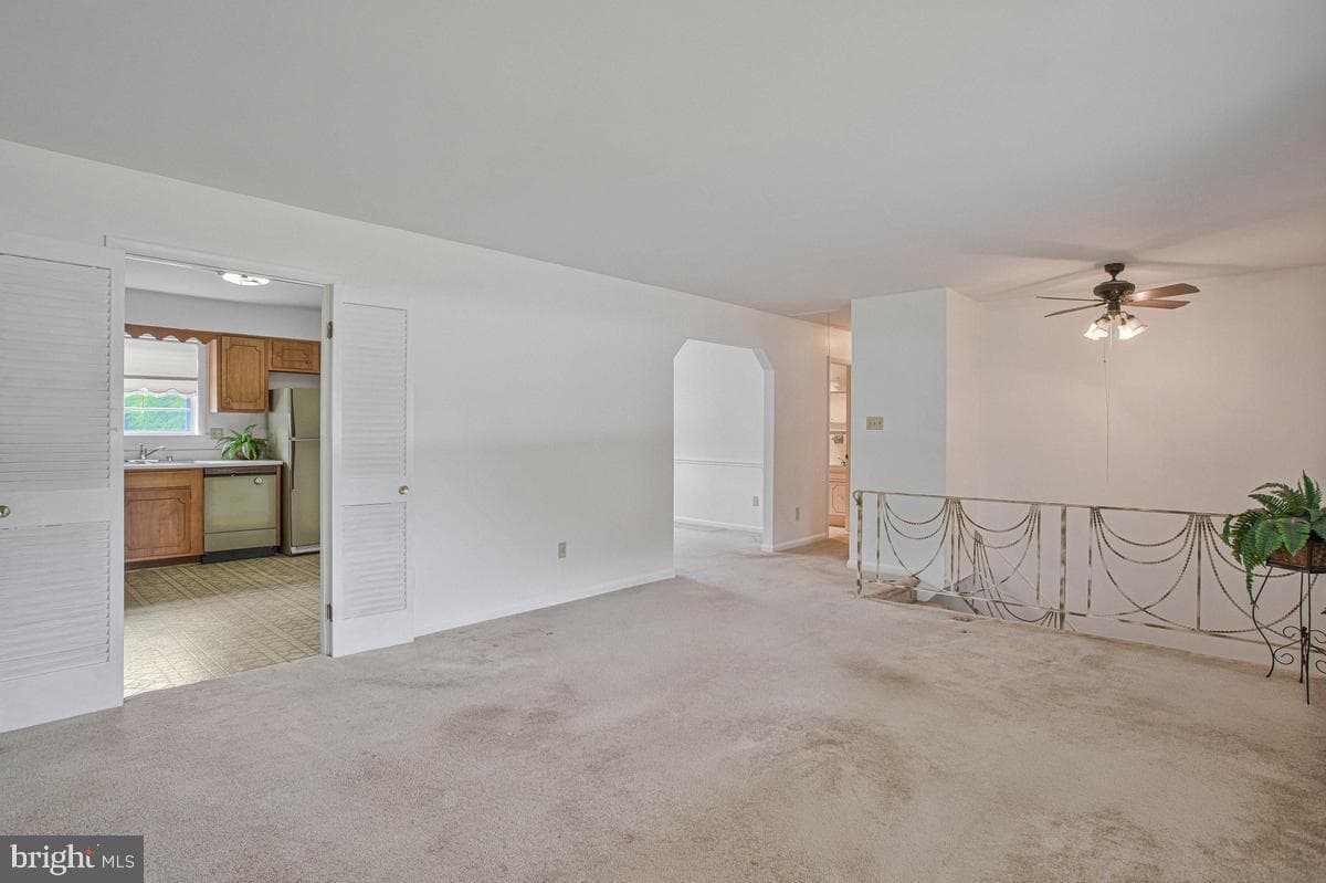 10700 Ward Road photo 5