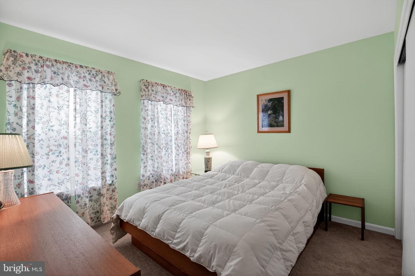 960 Dalrymple Road photo 34