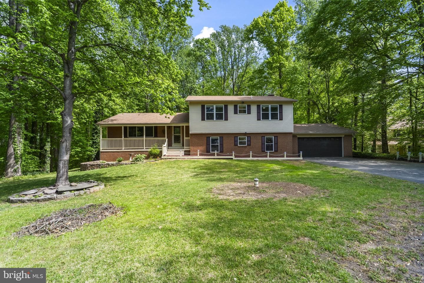 6311 Deerbrooke Court photo 3