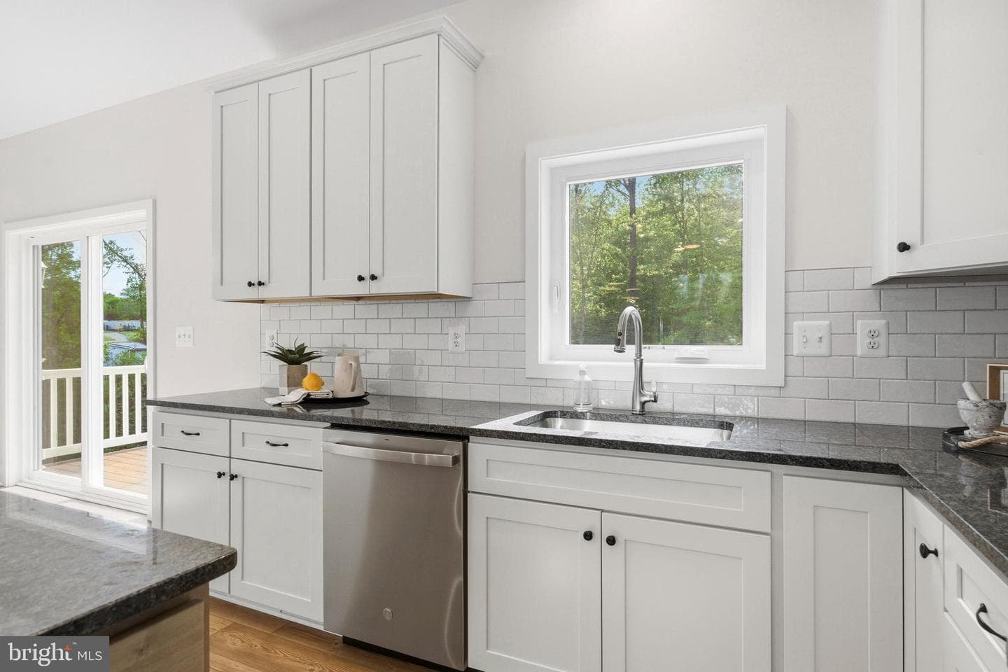 1362 Solomons Island Road photo 14
