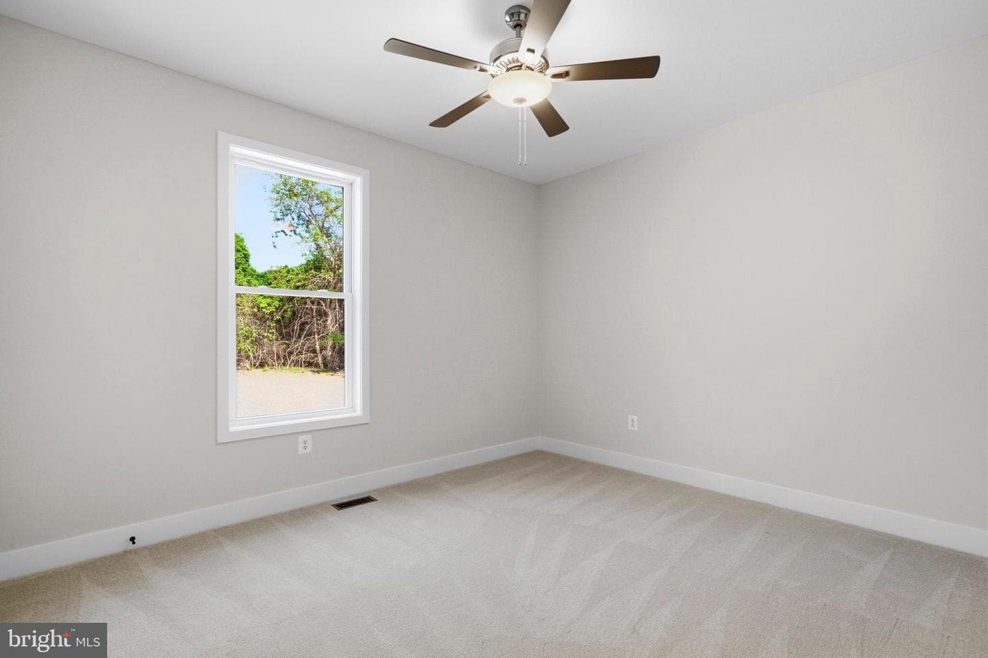 1362 Solomons Island Road photo 21