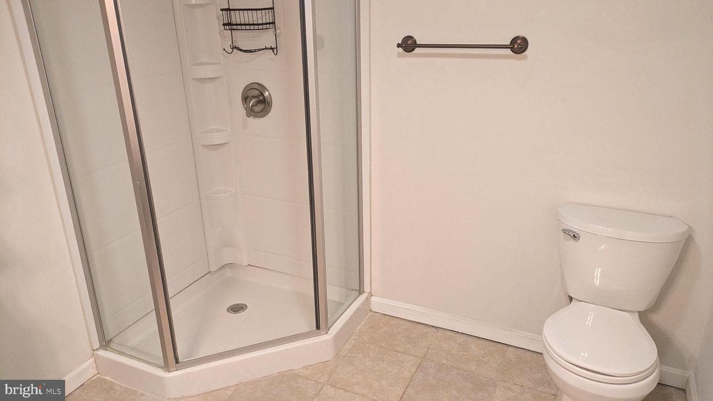 5860 Lilac Circle photo 23