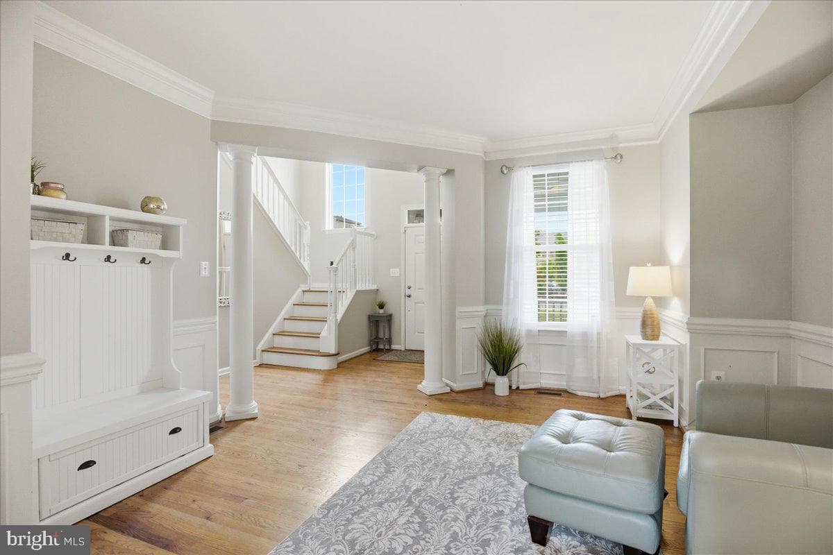 115 Thoroughbred Drive photo 11