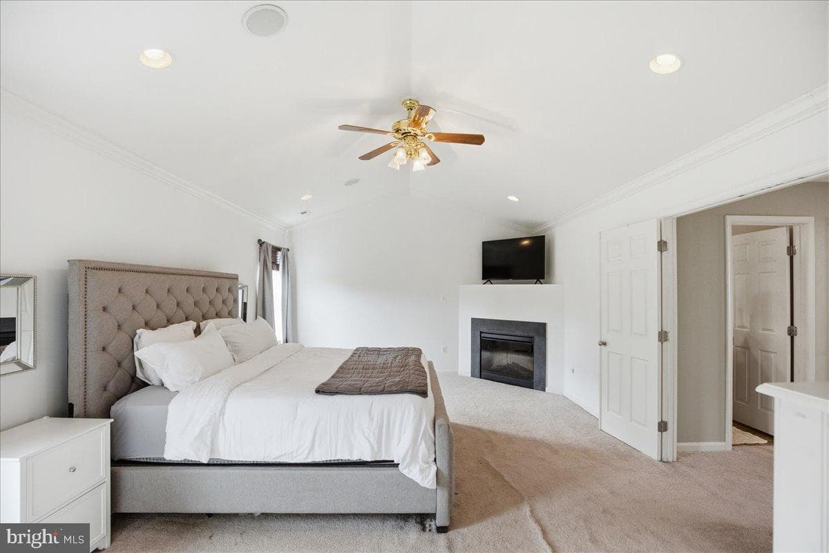 115 Thoroughbred Drive photo 27