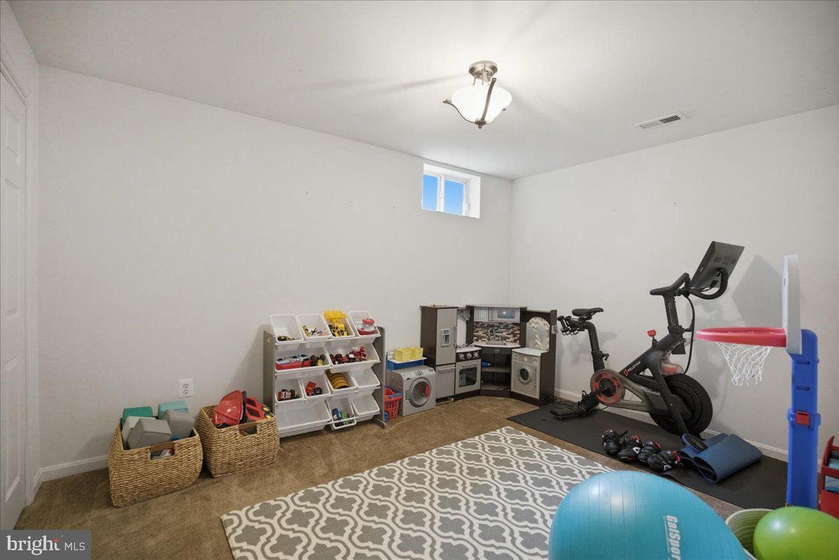 115 Thoroughbred Drive photo 42