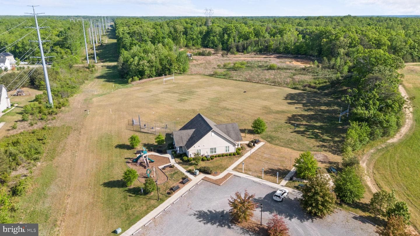 115 Thoroughbred Drive photo 50