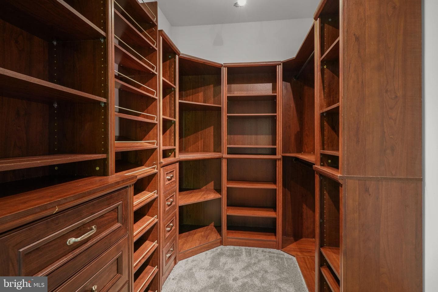 2310 Dalrymple Road photo 28