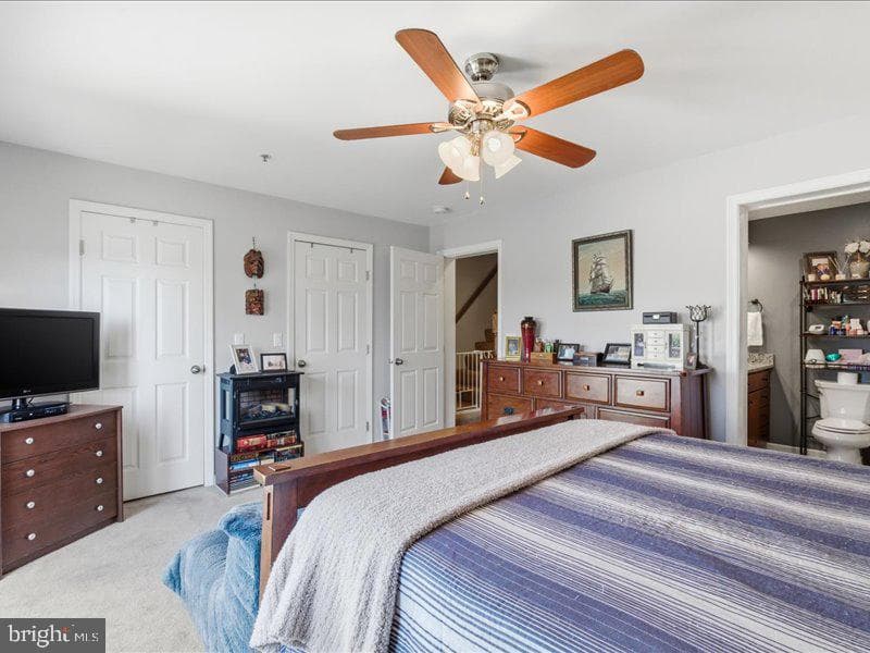4013 Seagate Square photo 24