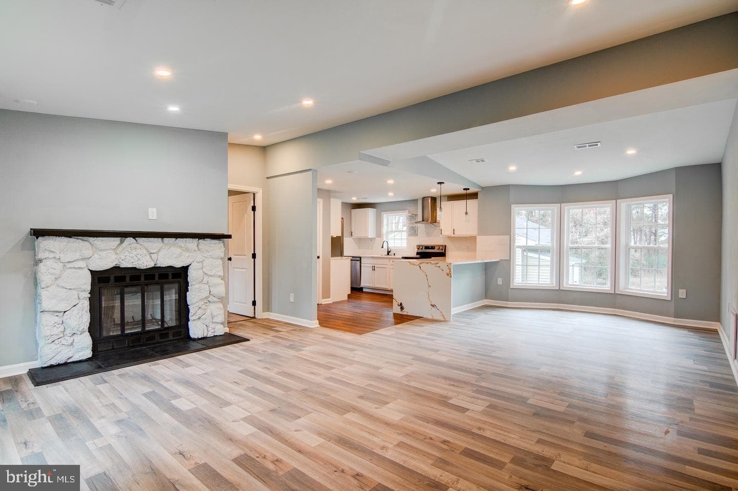 4067 Songbird Lane photo 8