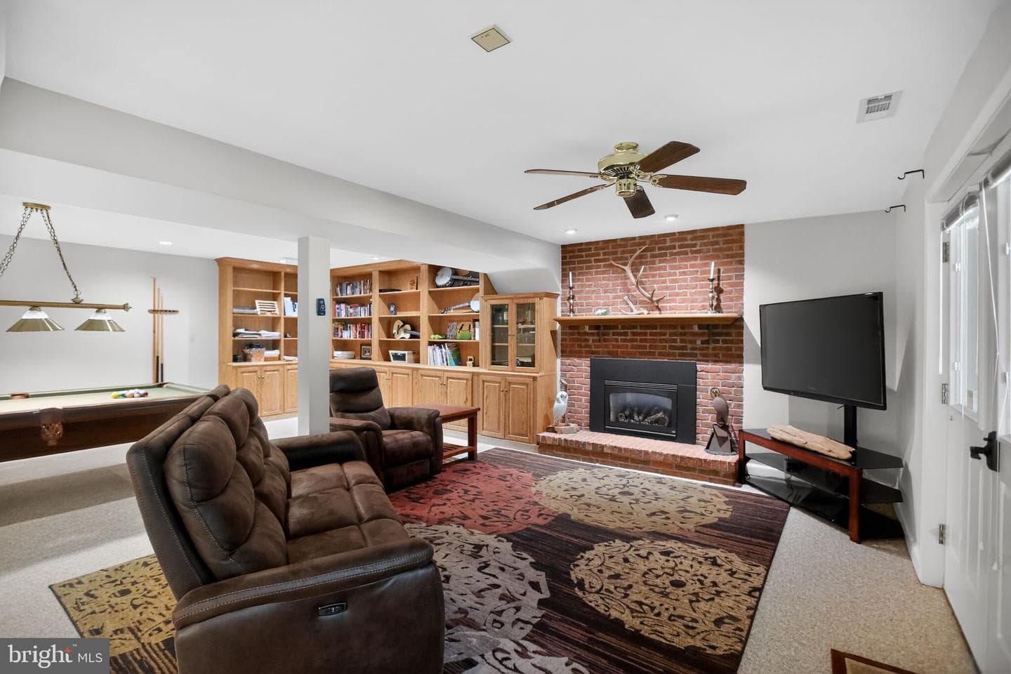 6921 Bond Street photo 41