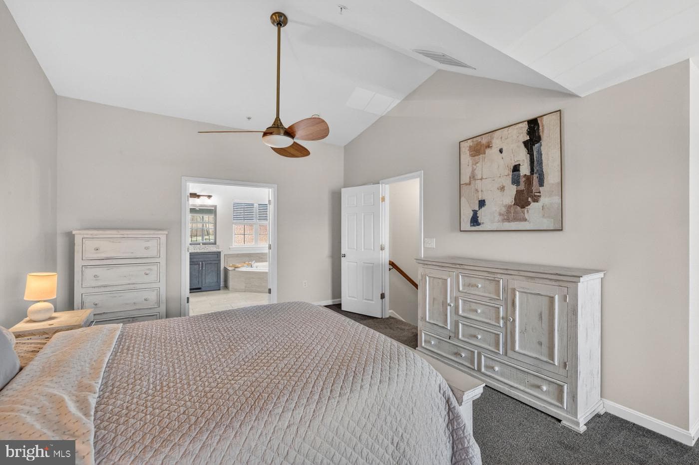 121 Polo Way photo 35