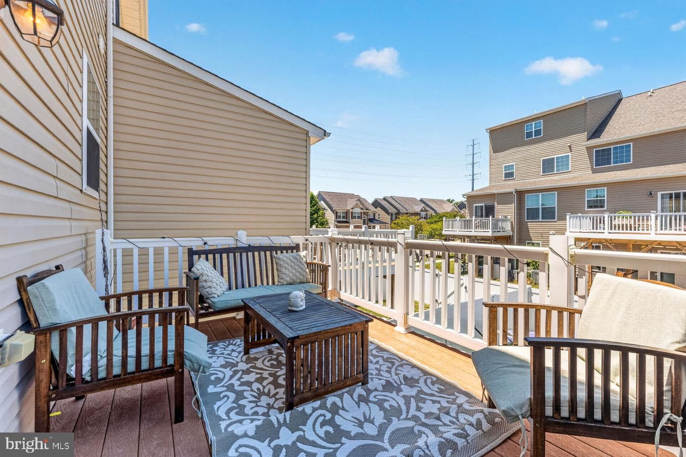 121 Polo Way photo 39
