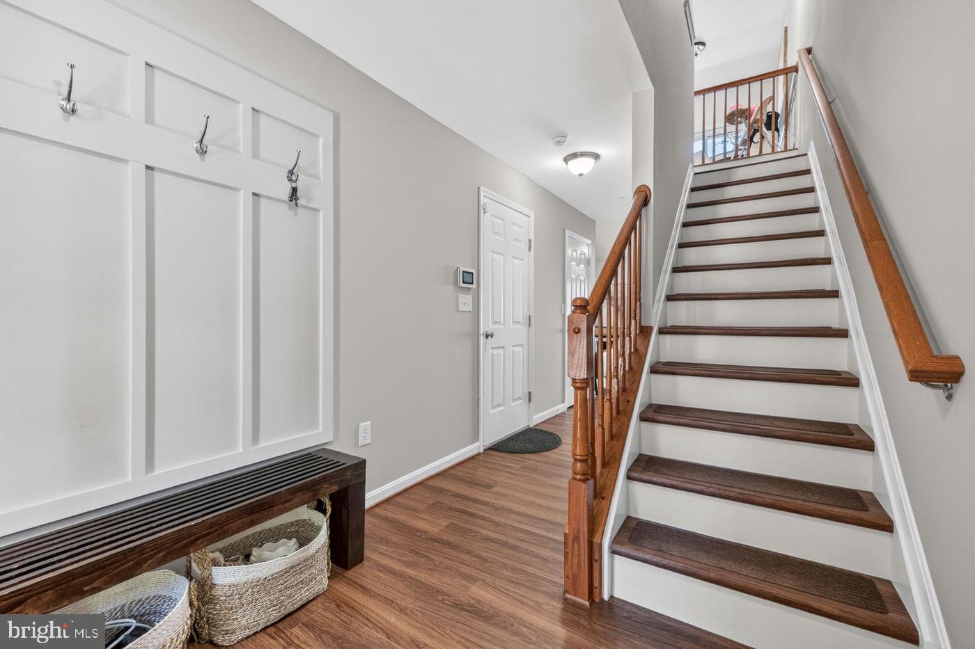 121 Polo Way photo 4