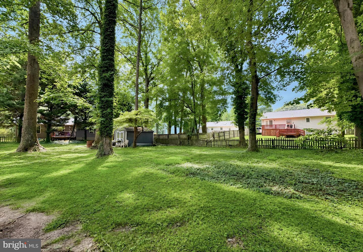 991 Crystal Rock Road photo 32
