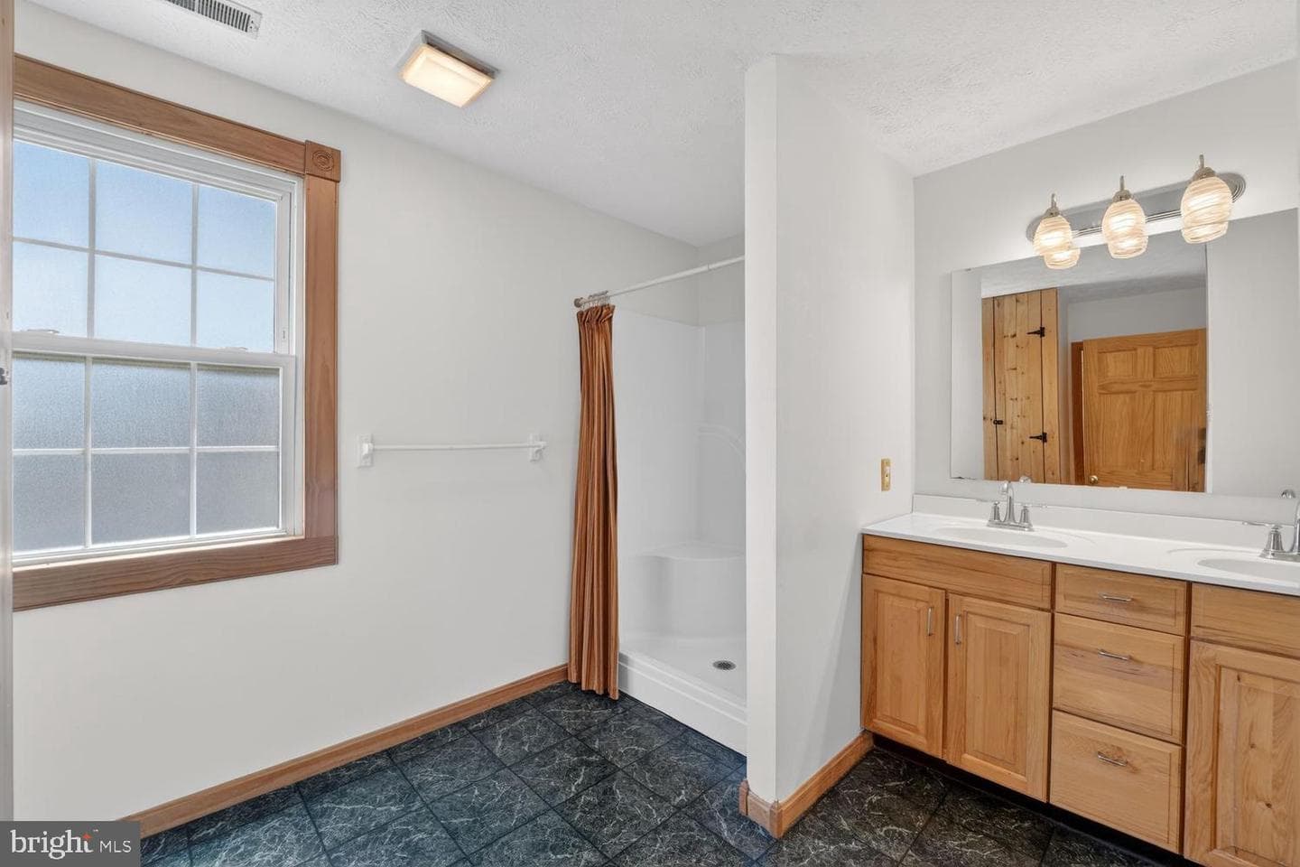 3907 3rd Street photo 39