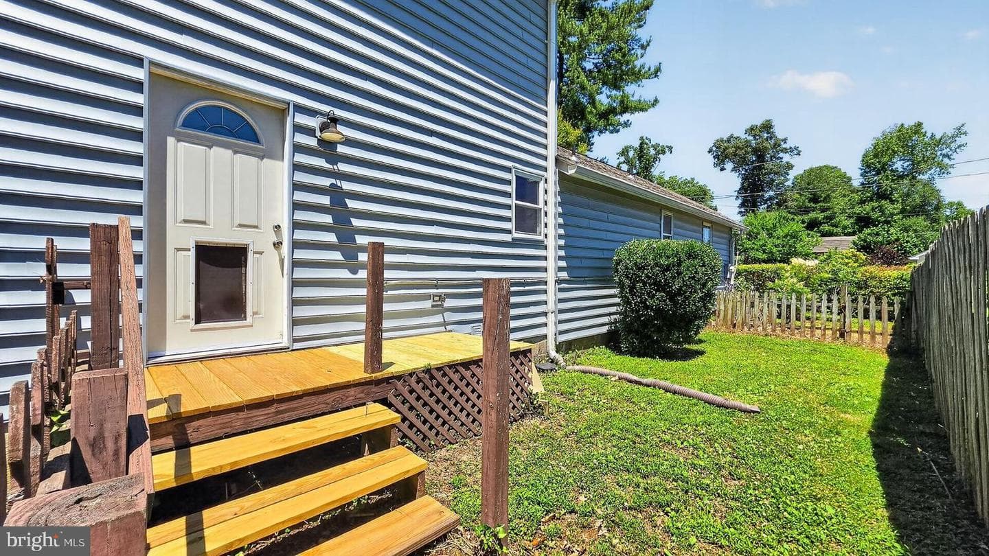 3907 3rd Street photo 48