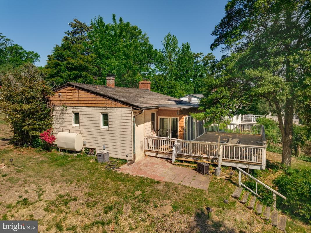 3713 & 3711 Bayview Drive photo 15
