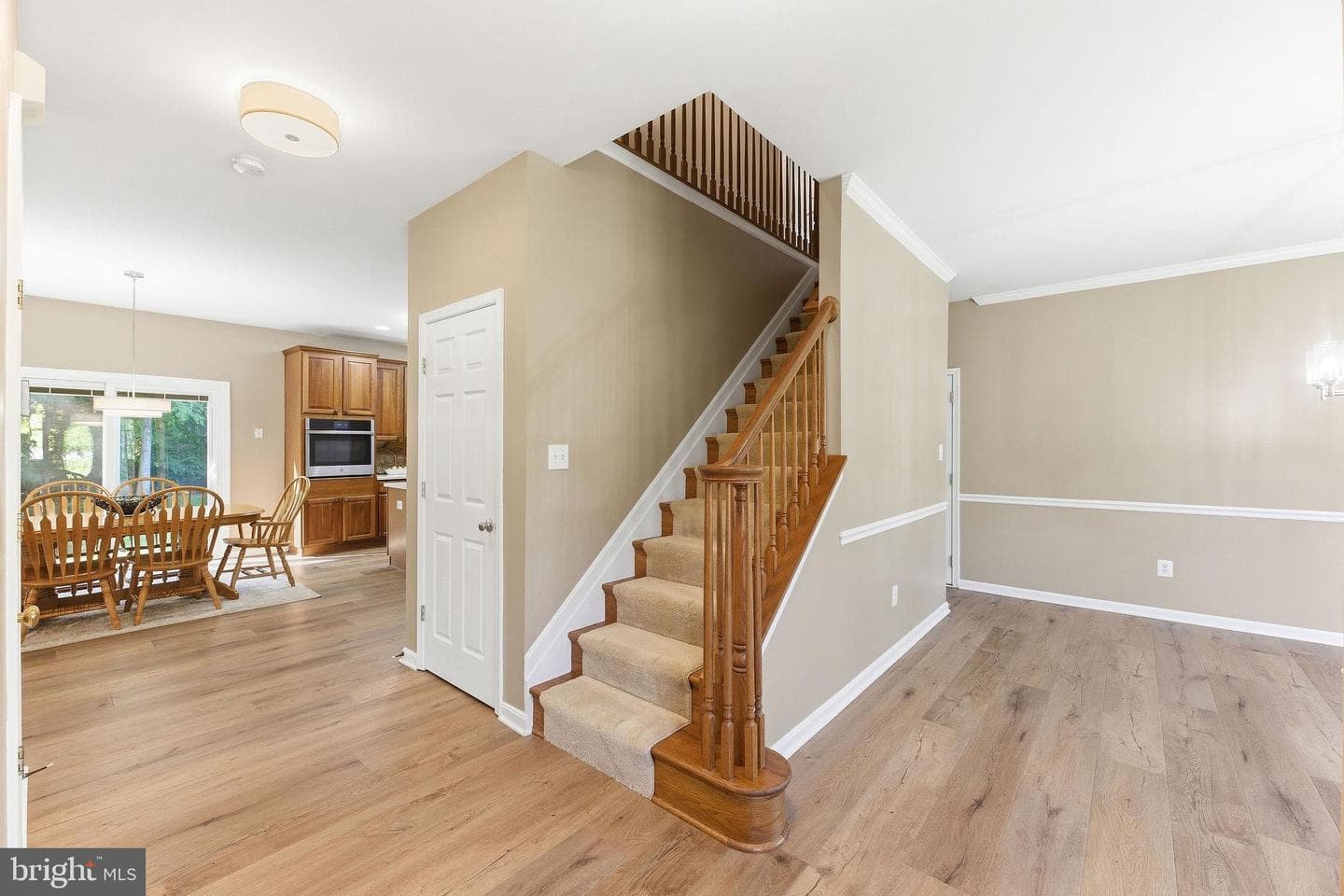 1824 Oriole Way photo 31