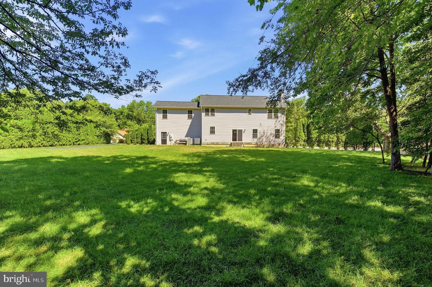 1824 Oriole Way photo 9