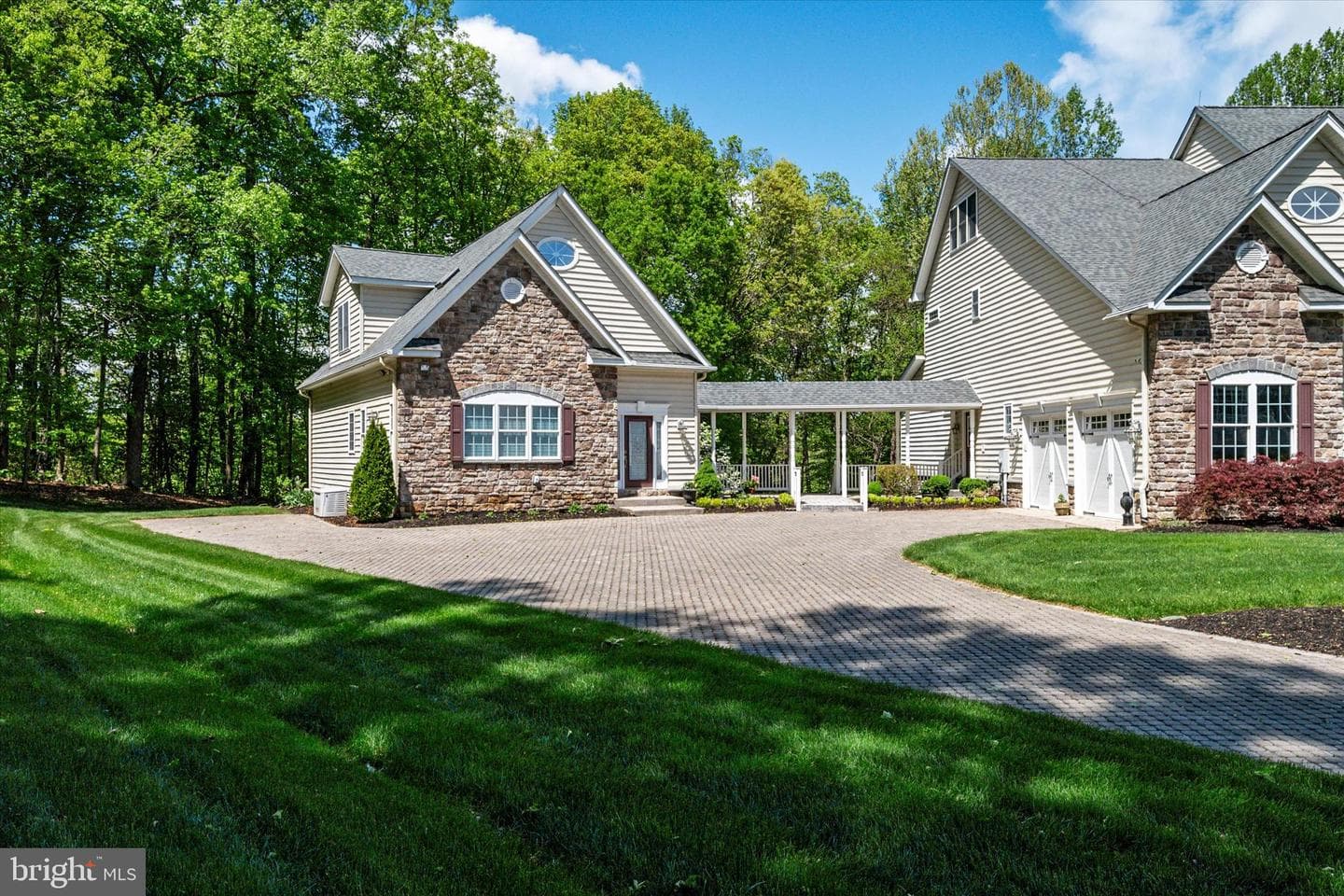 3740 Larkview Court photo 96