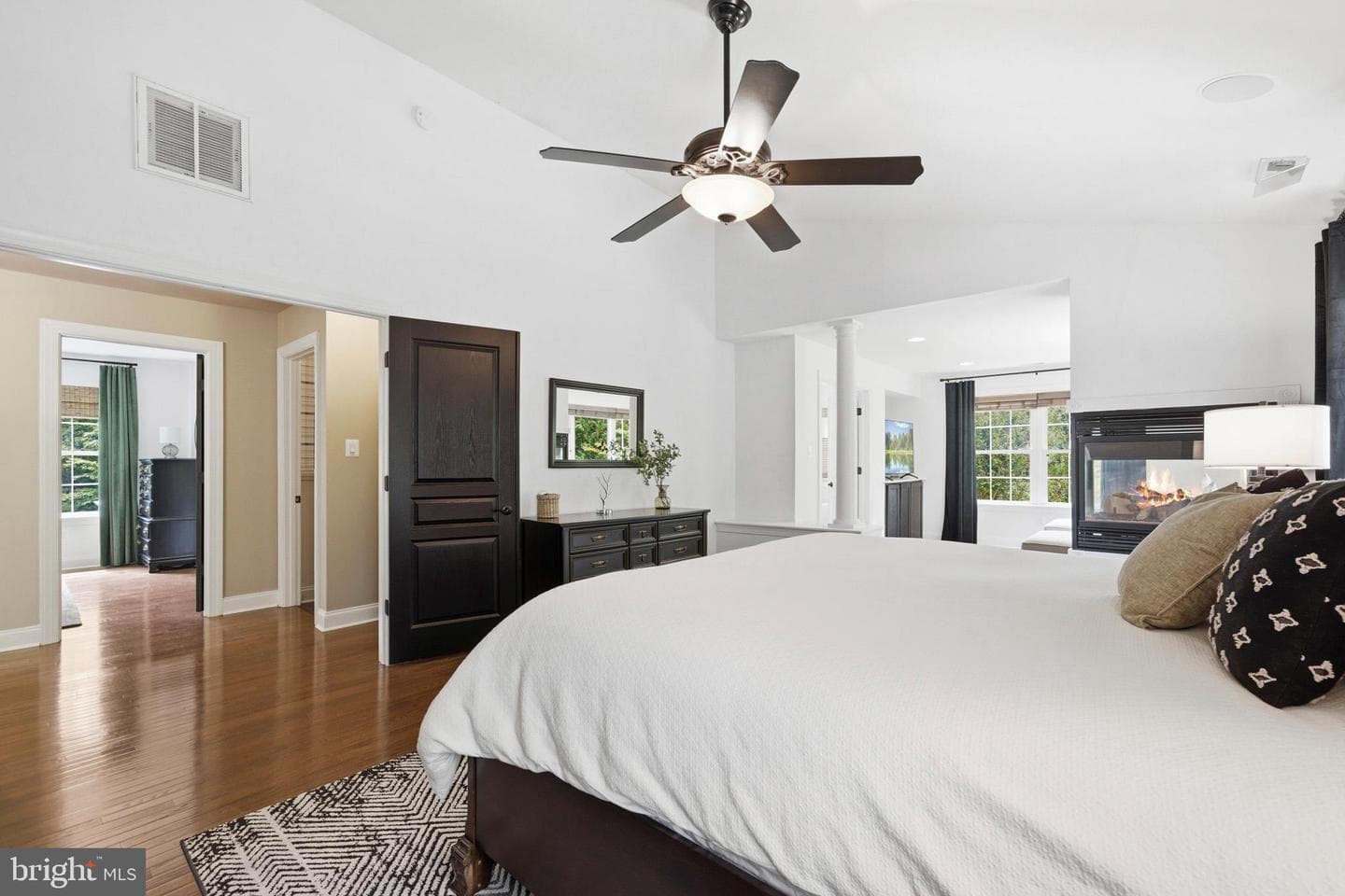 3820 Leafcrest Court photo 42