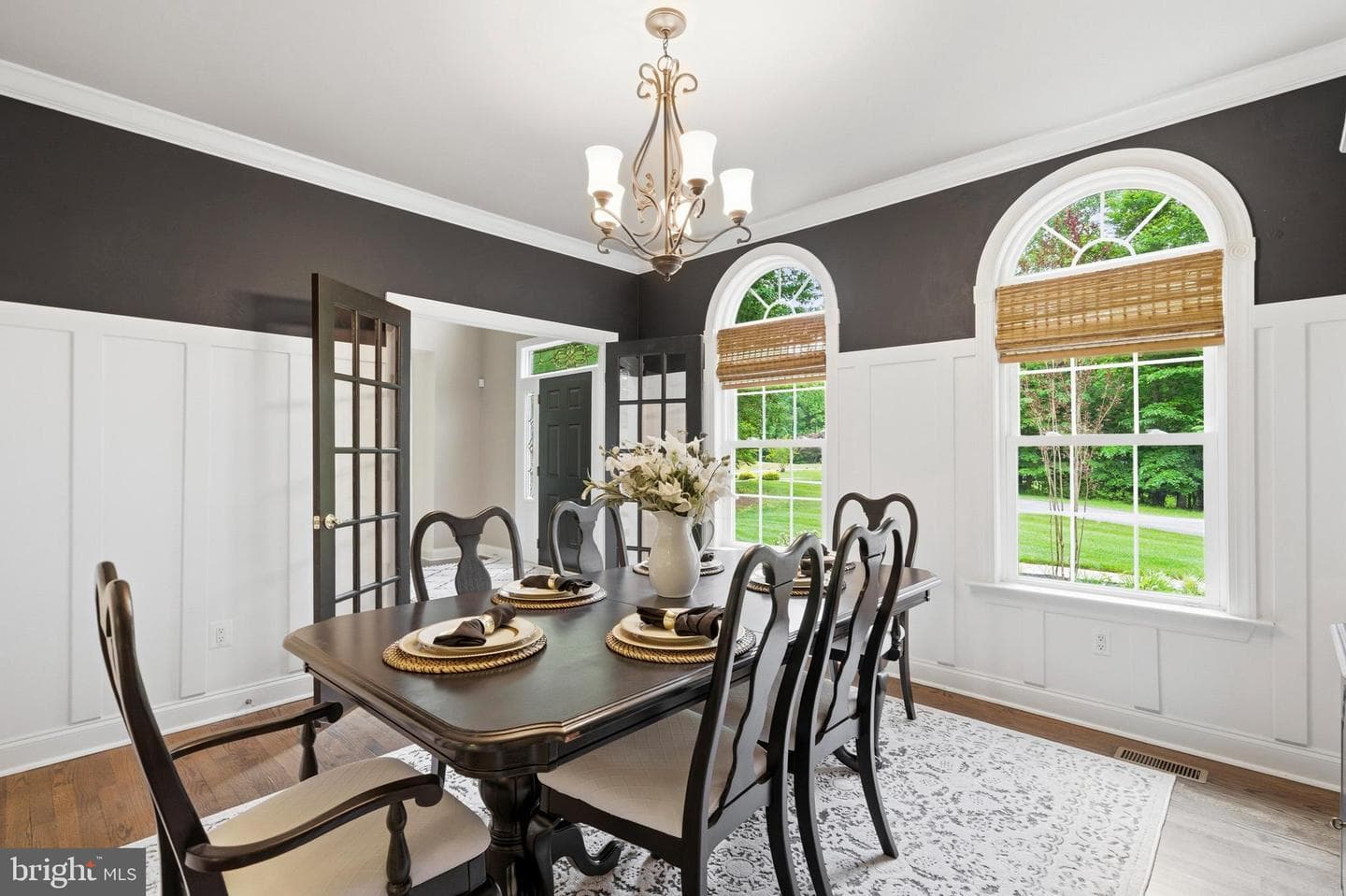 3820 Leafcrest Court photo 8