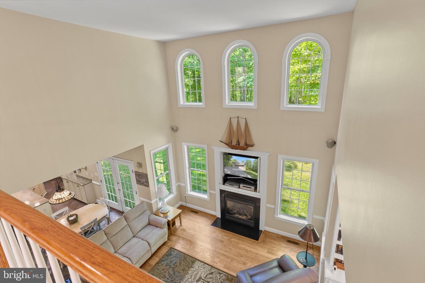 9350 Baker Street photo 37