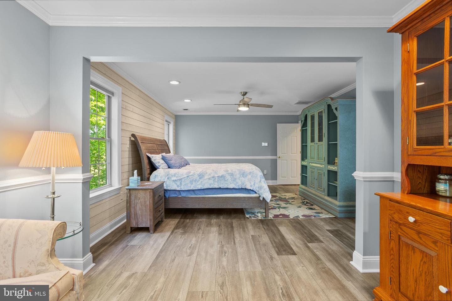 9350 Baker Street photo 38