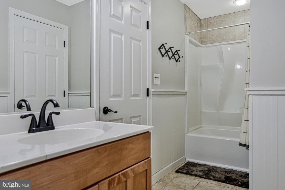 445 Cross Creek Drive photo 36
