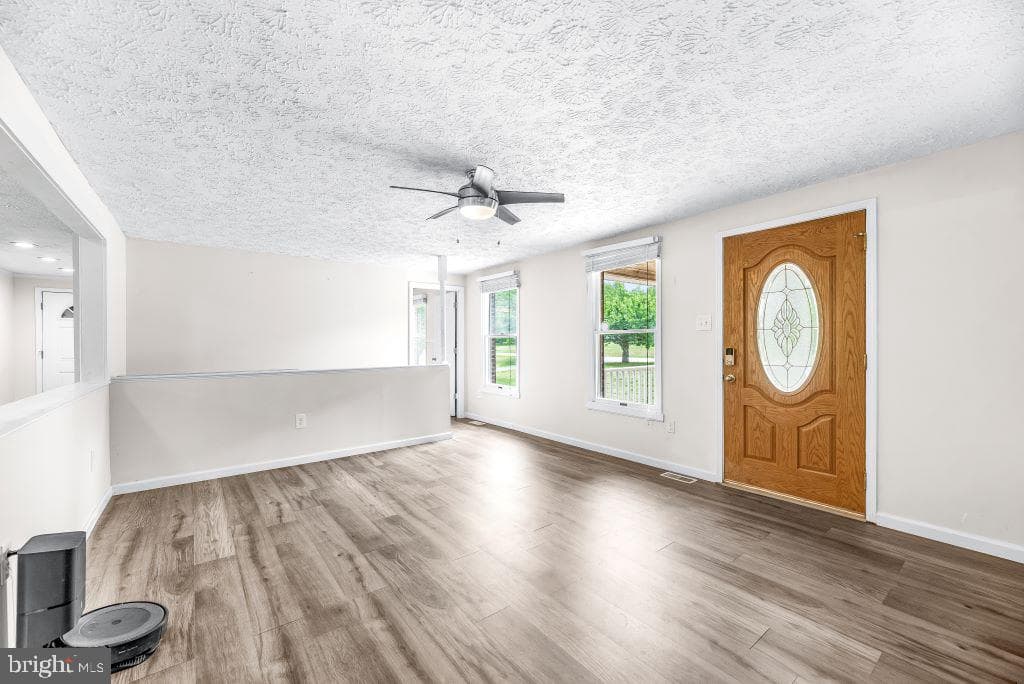 5330 Cove View Drive photo 17