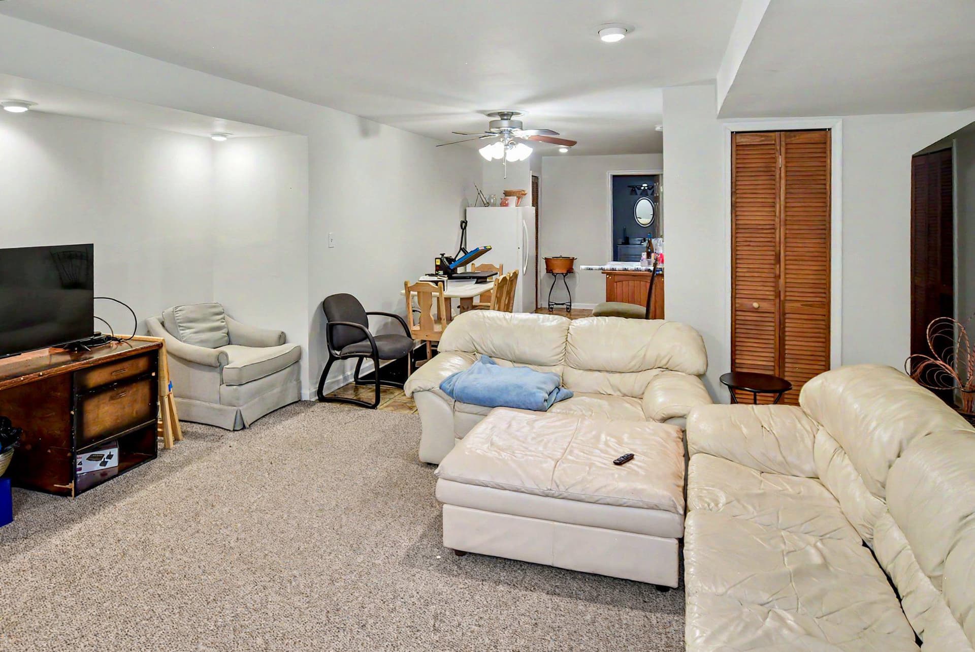 7090 Penny Lane photo 43