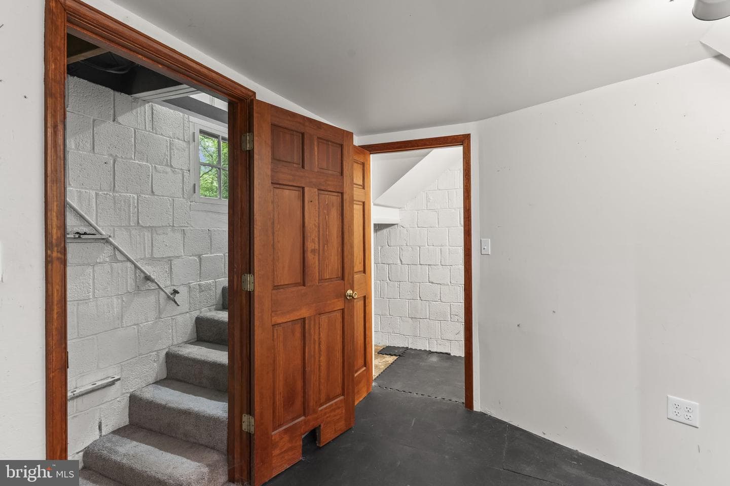 2342 Acacia Road photo 18