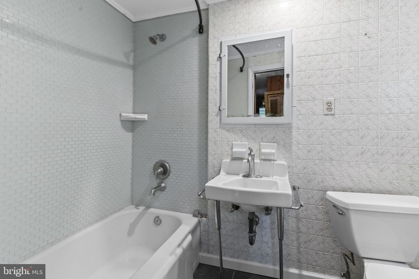 2342 Acacia Road photo 7