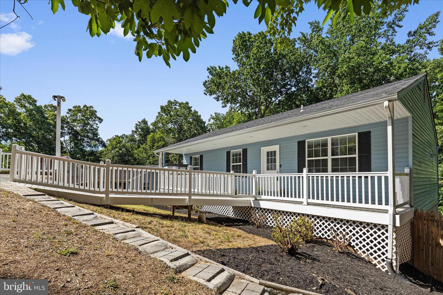 12525 Adobe Circle photo 3