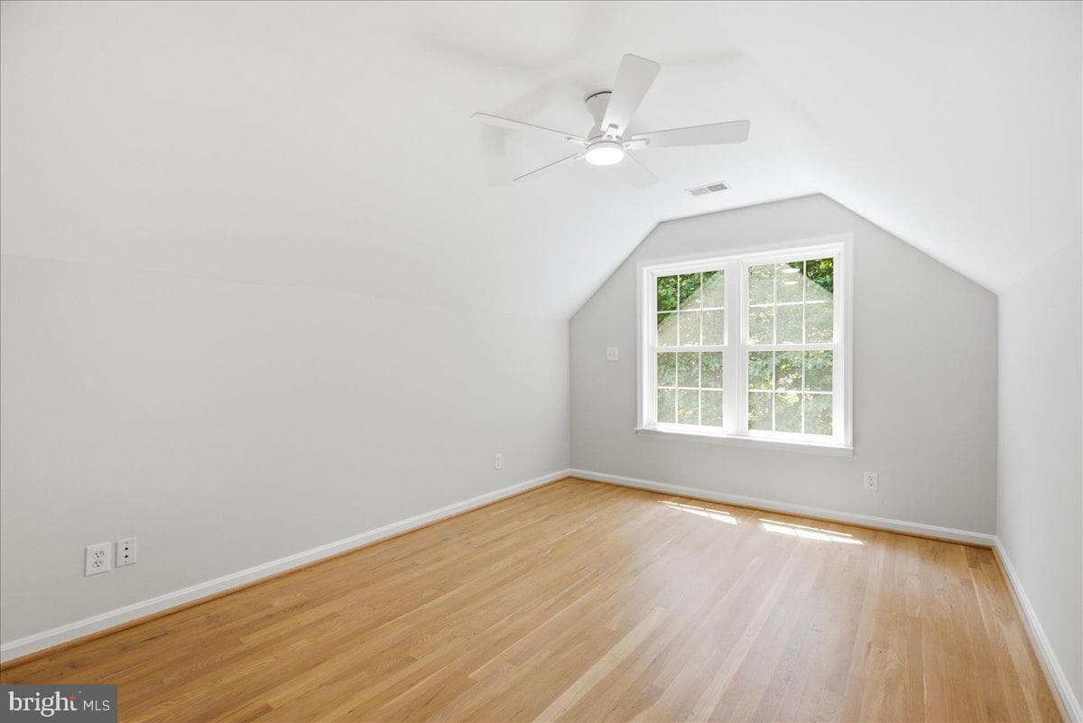 12033 Steven Lane photo 70