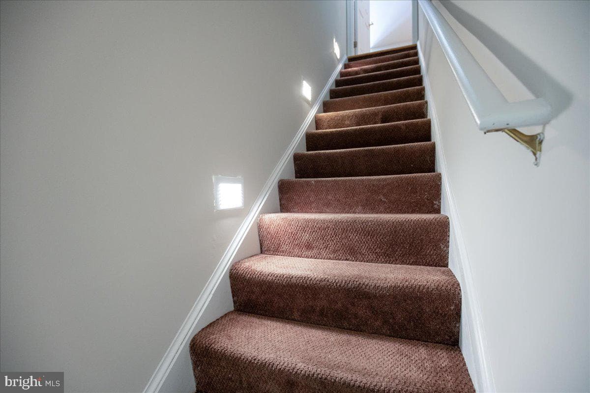 12033 Steven Lane photo 75