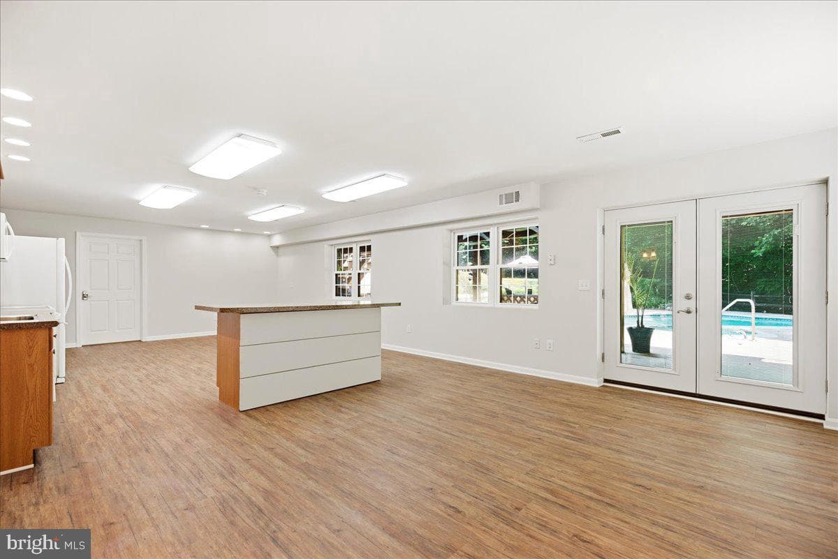 12033 Steven Lane photo 80