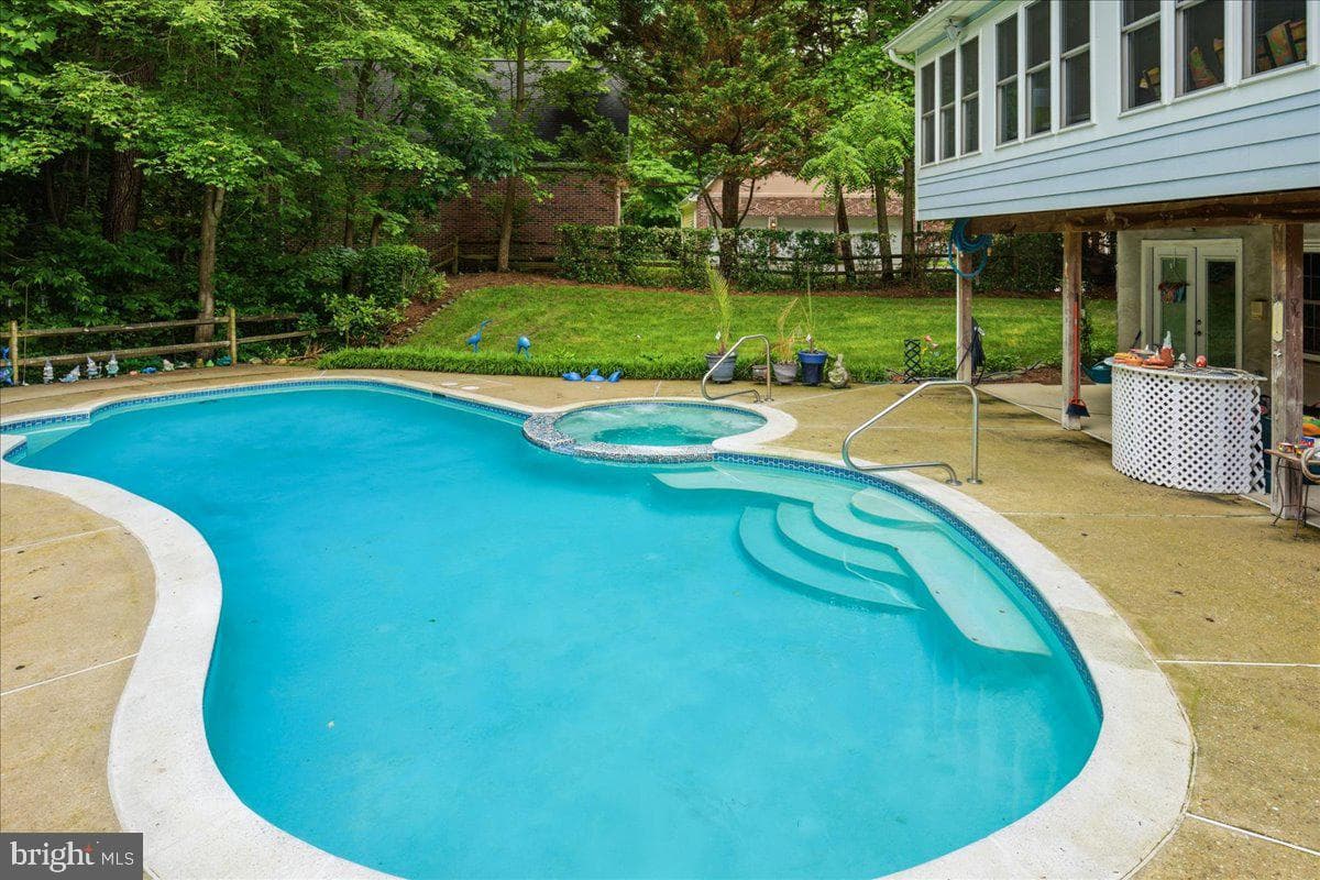 12033 Steven Lane photo 92