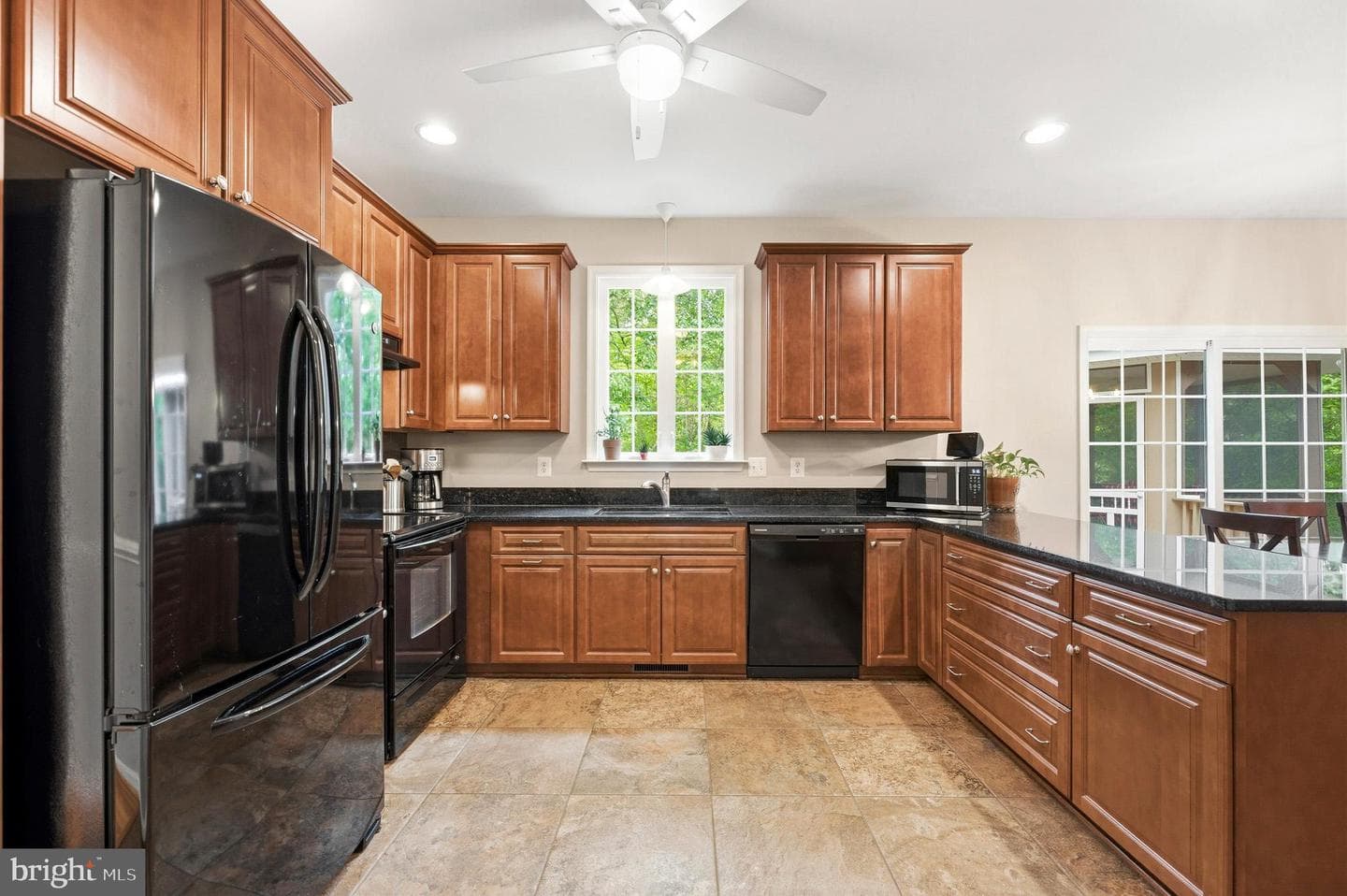 548 Windmill Drive photo 13