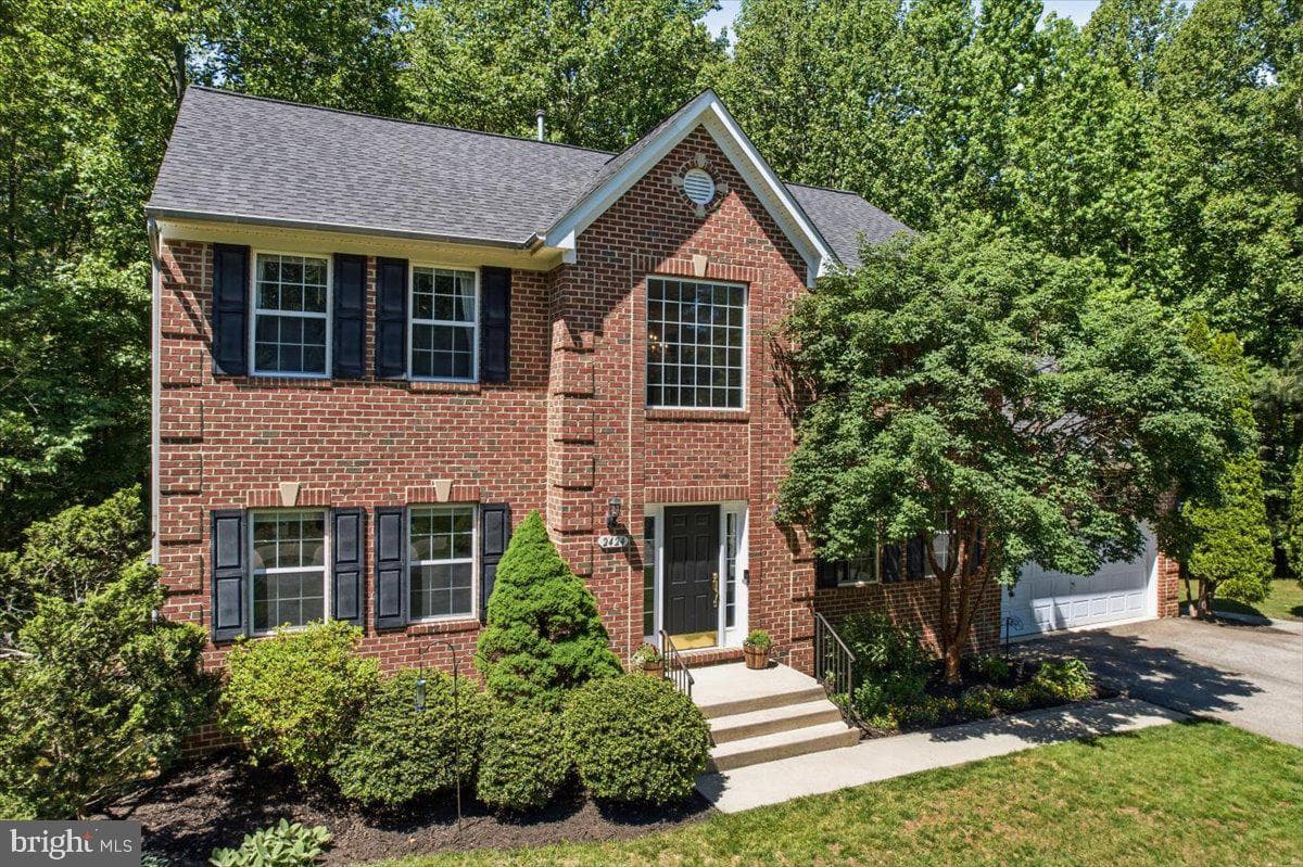 2424 Springbrook Court photo 7