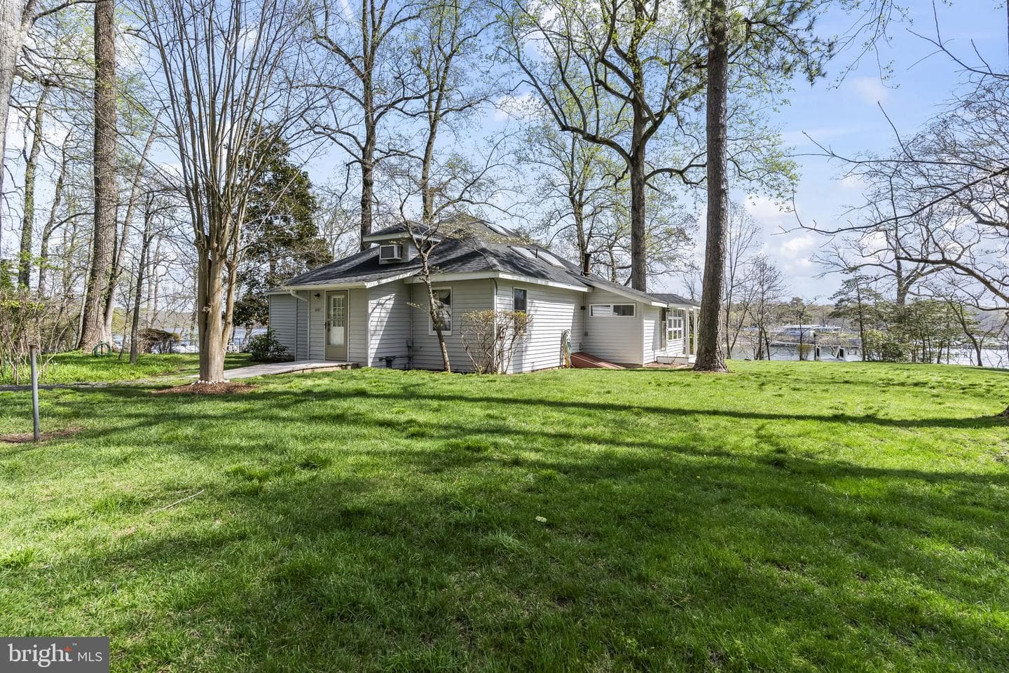 2237 Garrity Rd photo 14