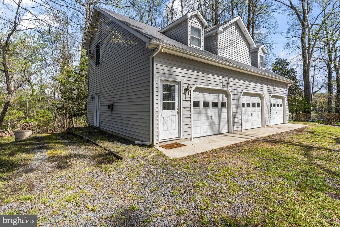 2237 Garrity Rd photo 19