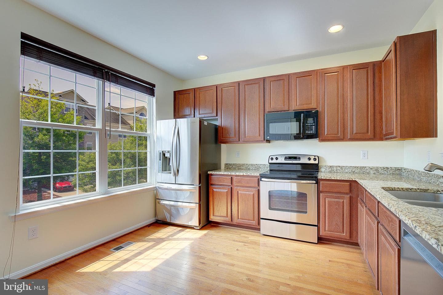 105 Polo Way photo 13