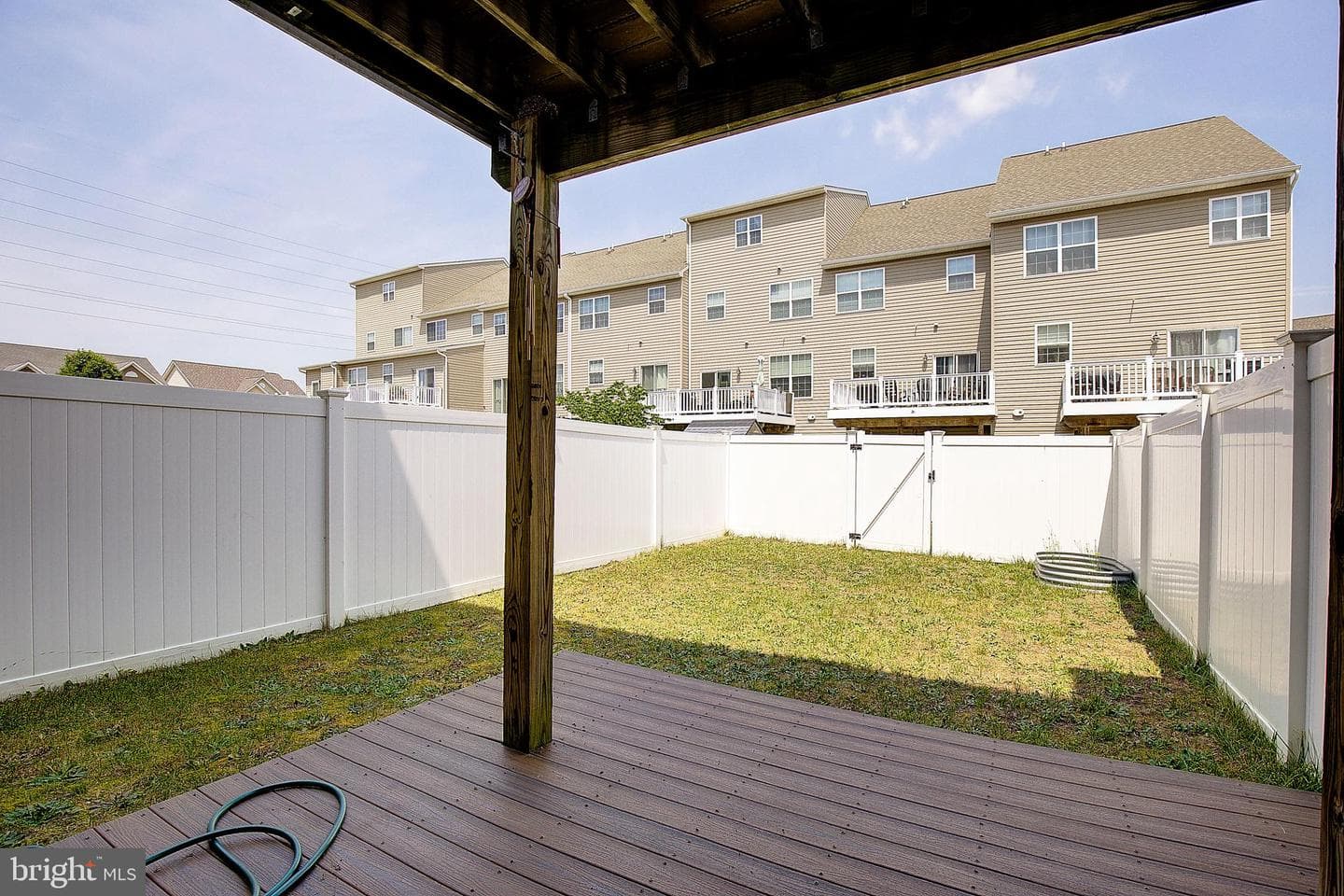 105 Polo Way photo 37