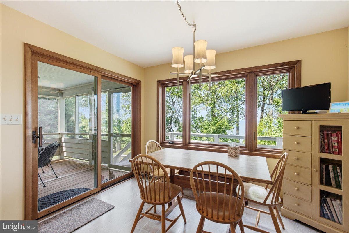 2400 Vern Road photo 30