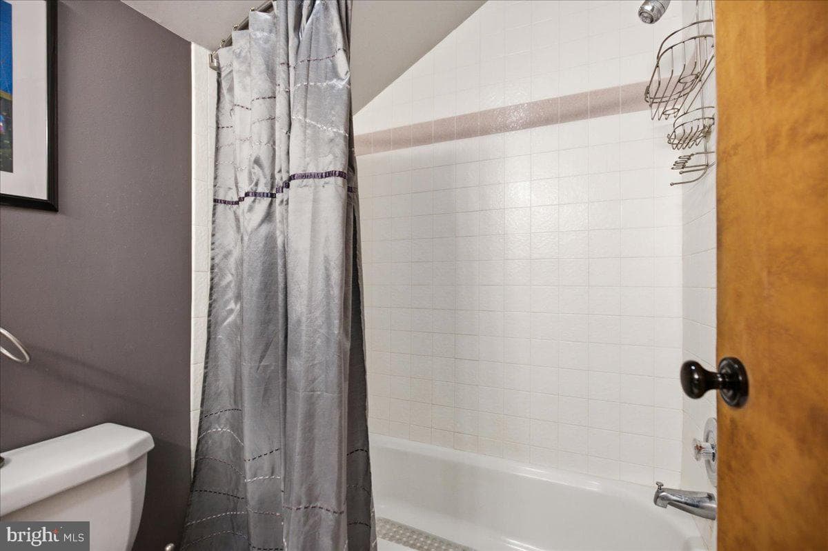 2400 Vern Road photo 57