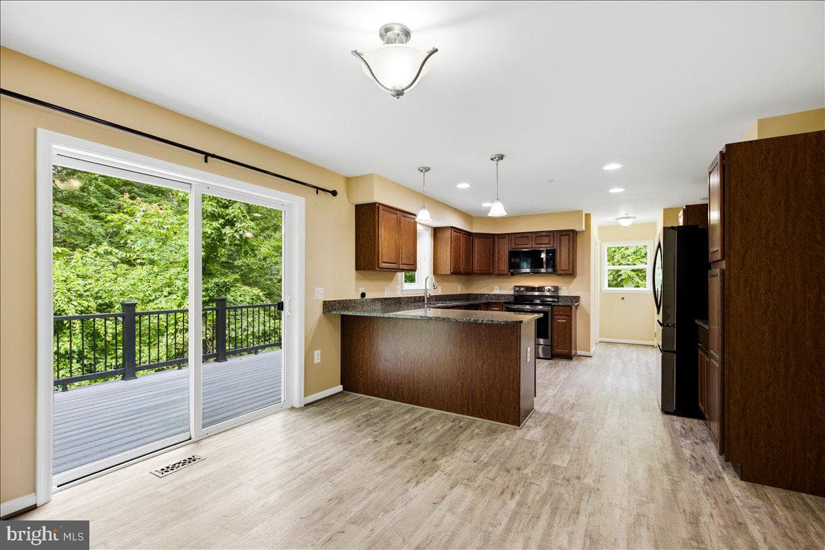 3955 Breezy Point Road photo 25