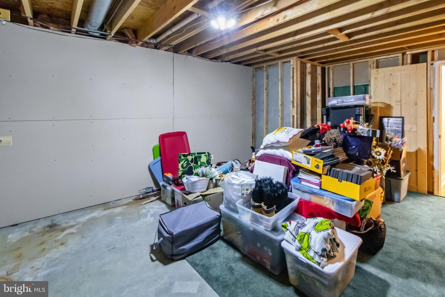 1525 Sharpes Court photo 48